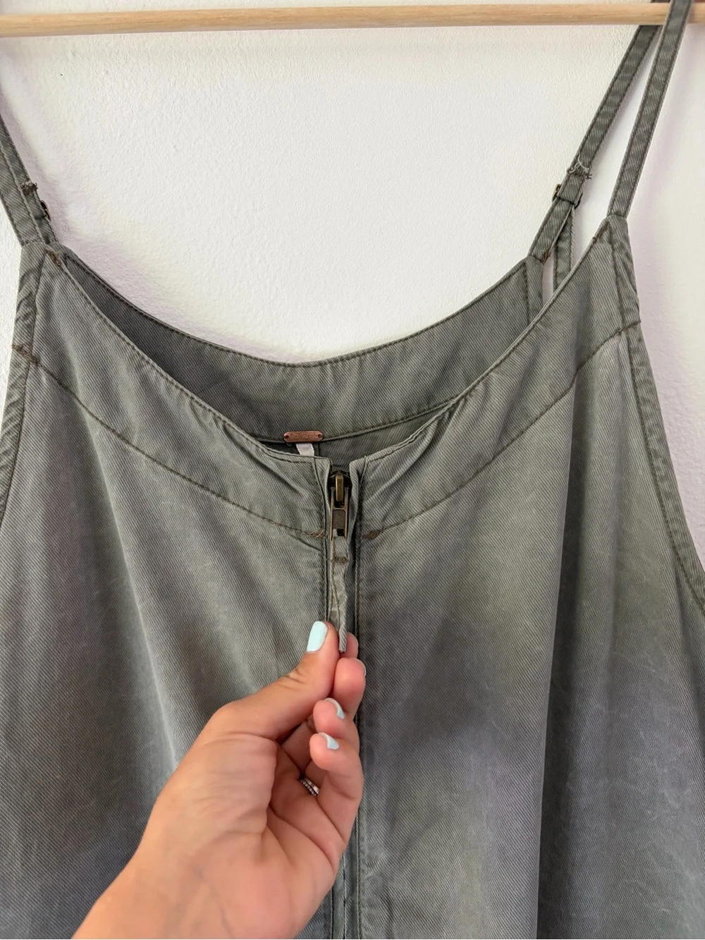 Free People Green Slouchy Drapey Lyocell Zip Front Romper Size Medium